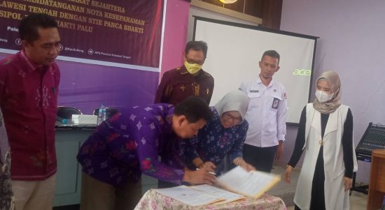 KPU Sulteng Teken MoU Dengan STIE dan STISIP Panca Bhakti Palu