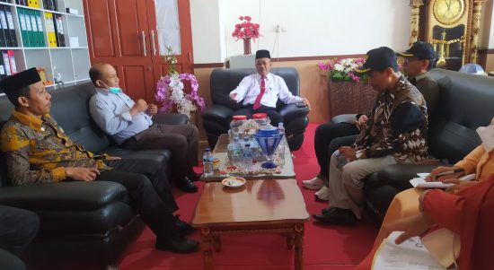 Wabup Morowali Utara Terima Komisioner Komisi Informasi Sulteng