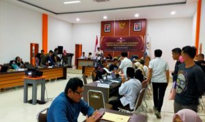 Ketua Demokrat Provinsi Sulteng, Anwar Hafid himbau agar permasalahan bentokan di PT GNI cepat diselesaikan