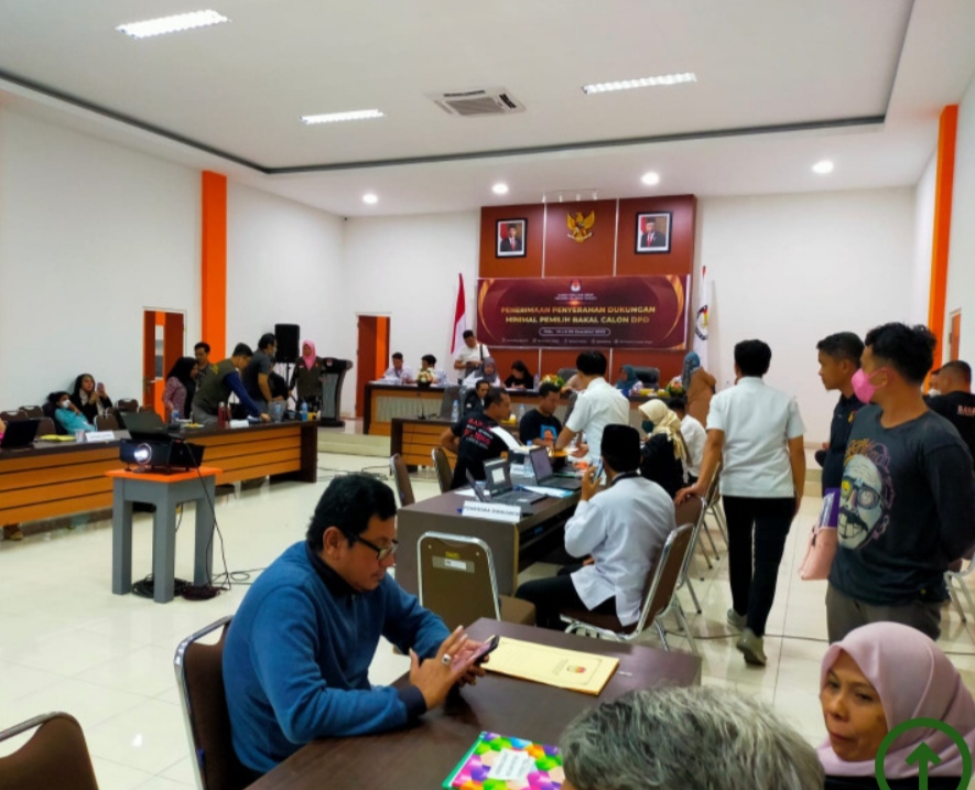 Ketua Demokrat Provinsi Sulteng, Anwar Hafid himbau agar permasalahan bentokan di PT GNI cepat diselesaikan