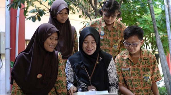 Pijar Sekolah, Solusi Meningkatkan Kualitas Pendidikan di Indonesia